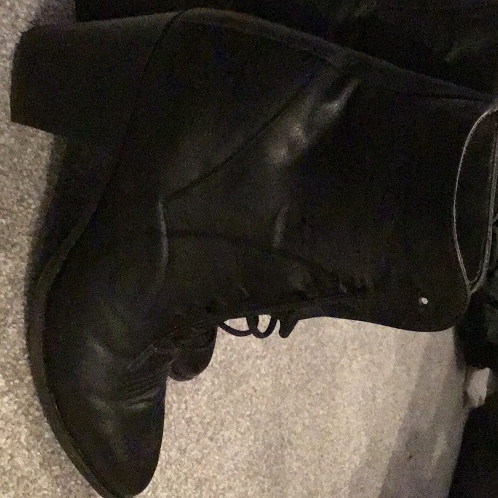 Leather lace up boots - Picture 5 of 6